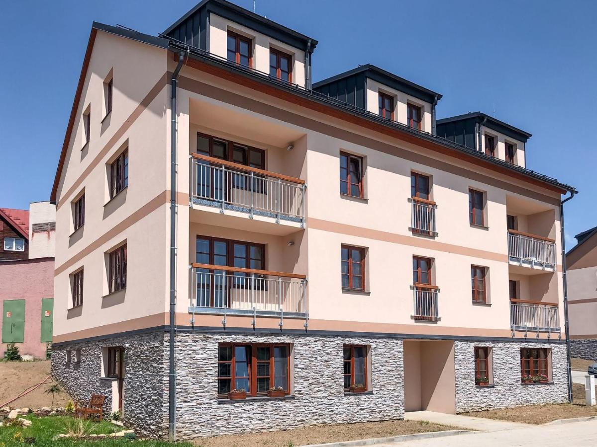 Apartman Hubert Kasperske Hory Exteriér fotografie